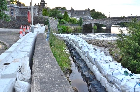 Temp flood defences at Newton Stewart